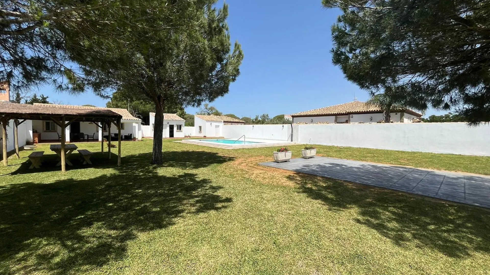 Chalet Andaluz Con Piscina Chiclana de la Frontera 0*,  Spain