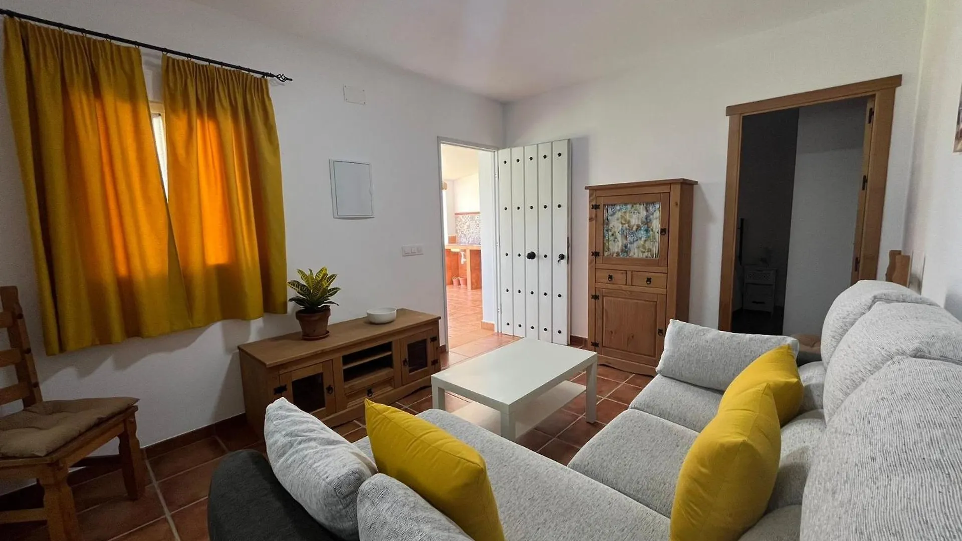 Chalet Andaluz Con Piscina 奇克拉纳－德拉弗龙特拉 西班牙